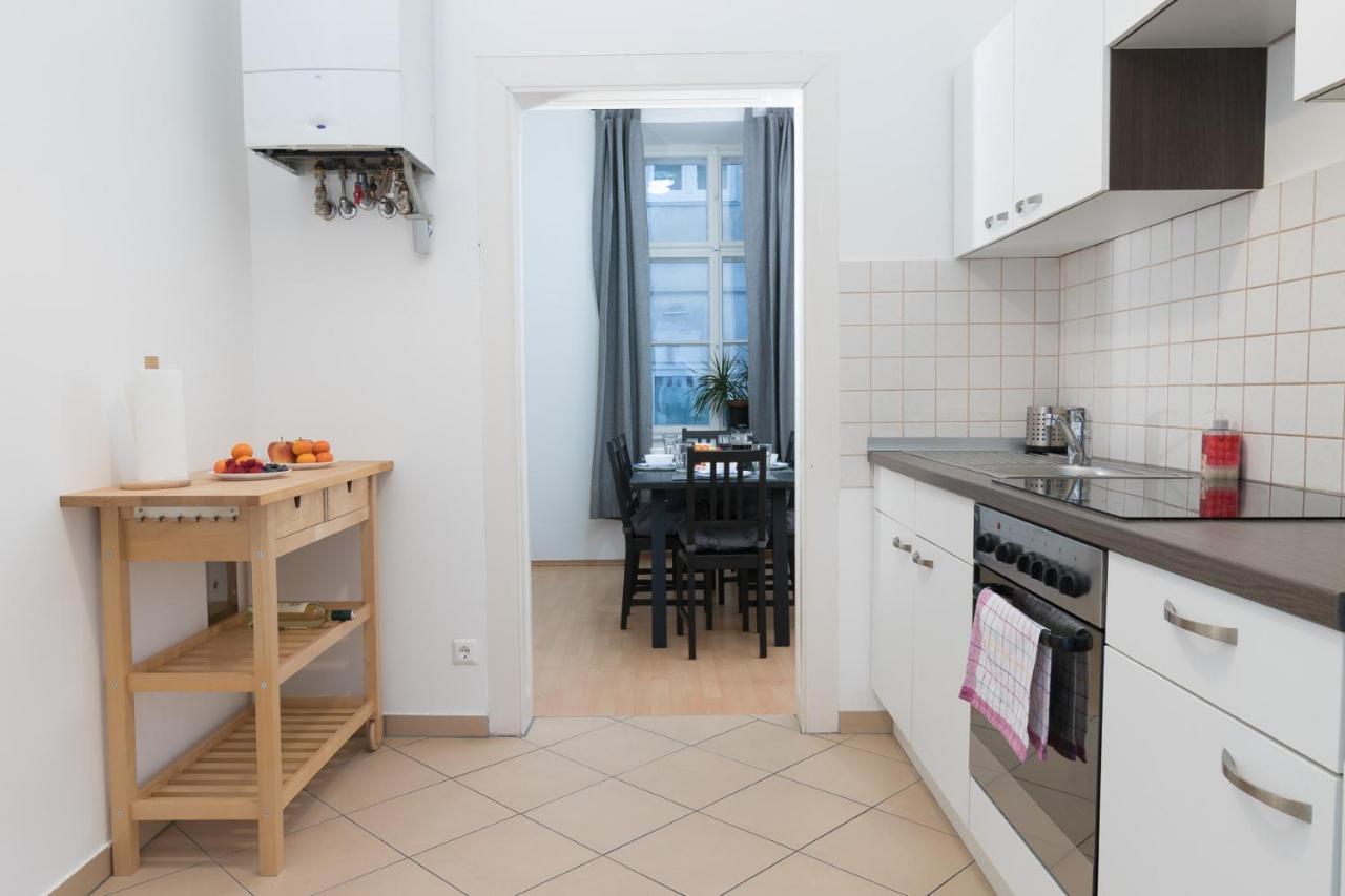 Spacious 2 Bedrooms Apartment In 4Th District Near Karlskirche 비엔나 외부 사진